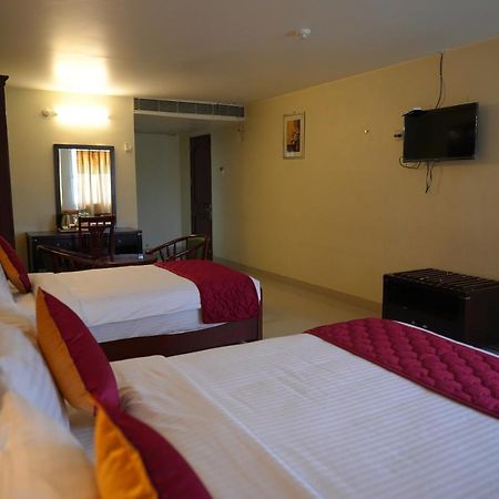 Mg Zion Hotel Tirupati Exterior foto