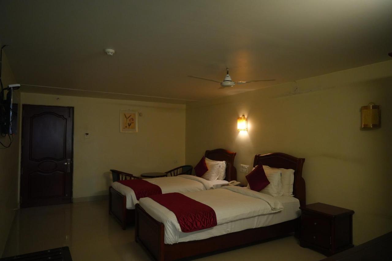 Mg Zion Hotel Tirupati Exterior foto